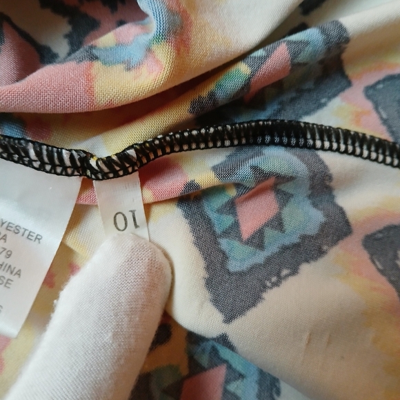 #0226 Womens Aztec Print Maxi Strapless Magic Dress Size Medium - Picture 9 of 16